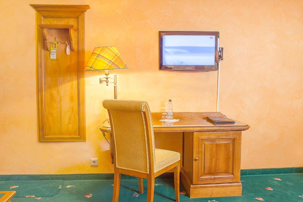 Hotel Wilder Mann Konigstein in der Oberpfalz Ruang foto