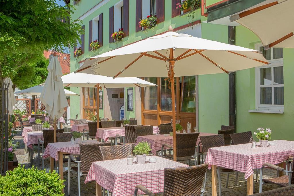 Hotel Wilder Mann Konigstein in der Oberpfalz Bagian luar foto